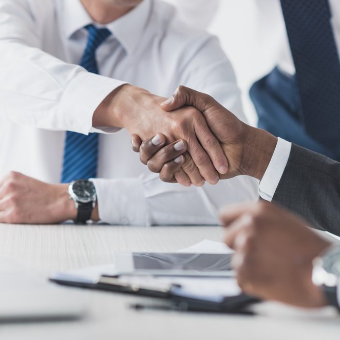https://accelsiors.com/wp-content/uploads/2023/11/The-Pros-and-Cons-Of-Employment-Contracts-e1699449788260.jpg